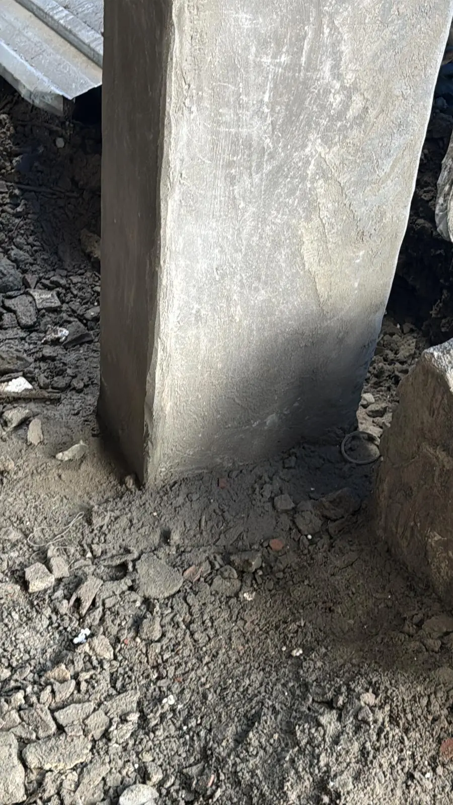 Yeni perde donatısı ve kalıp hazırlığı