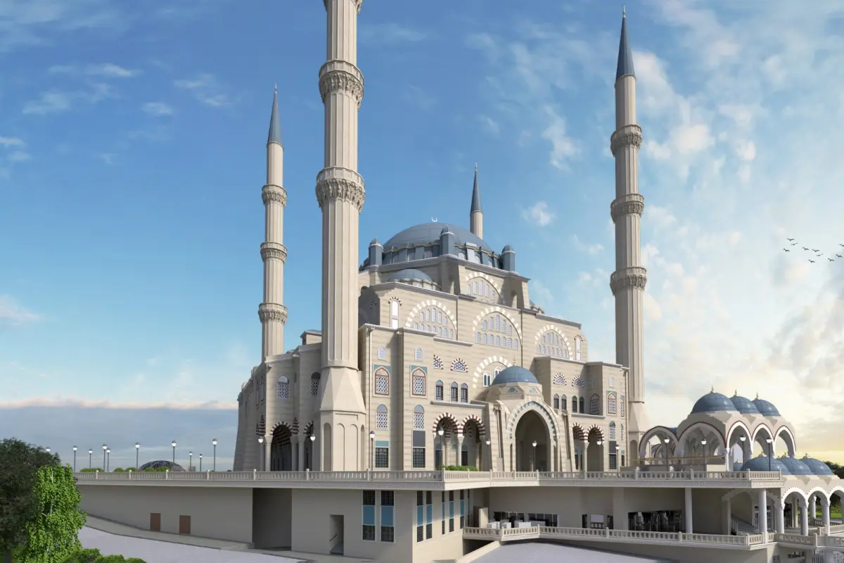Kosova için üretilen fiberglas minare kalıbı modülleri, atölyede